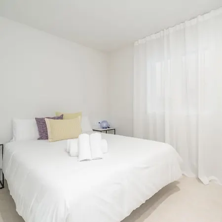 Milenial Immo Beachfront With Parking Apartament *