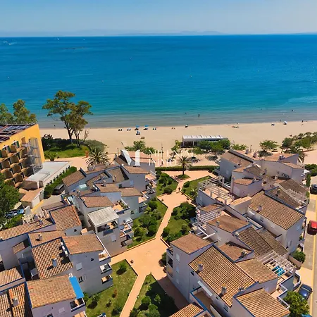 Milenial Immo Beachfront With Parking * ロザス