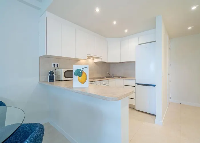 Lejlighed Milenial Immo Beachfront With Parking *