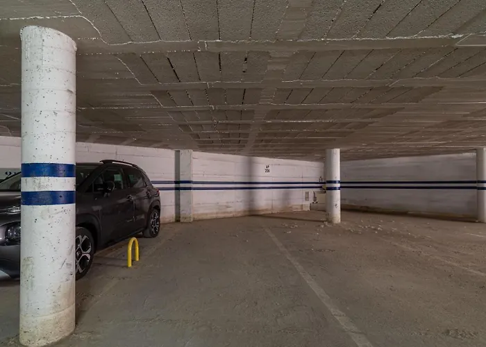 Milenial Immo Beachfront With Parking * Roses